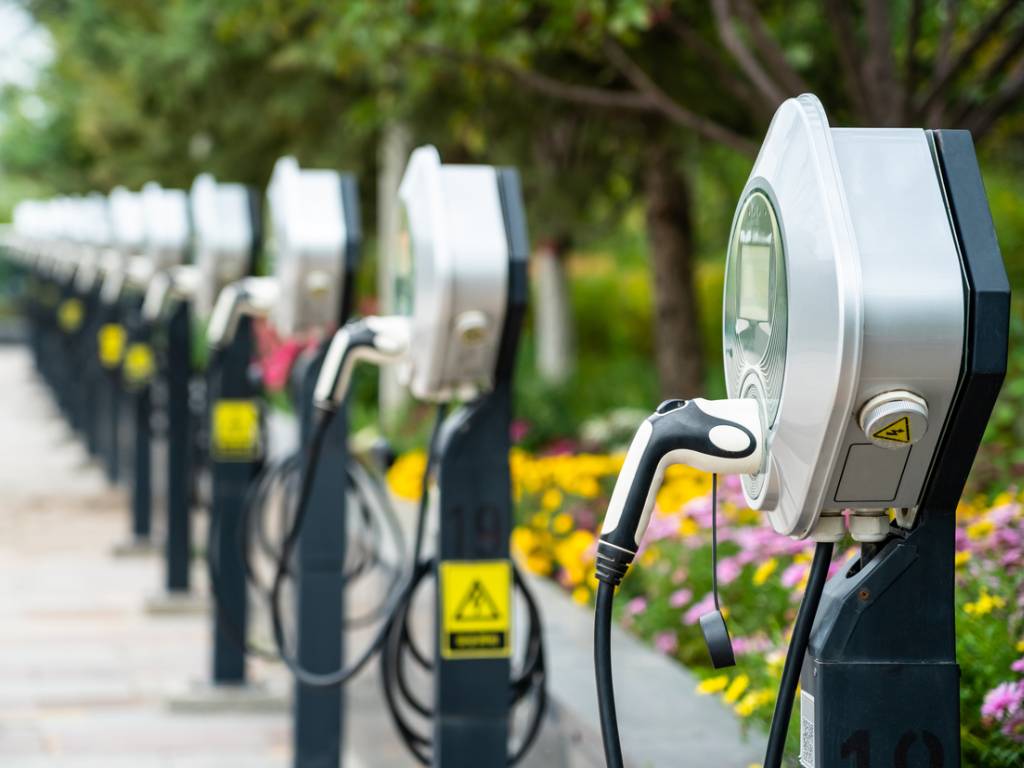 elektrikli araç şarj istasyonları